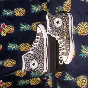 New in Box leopard Converse